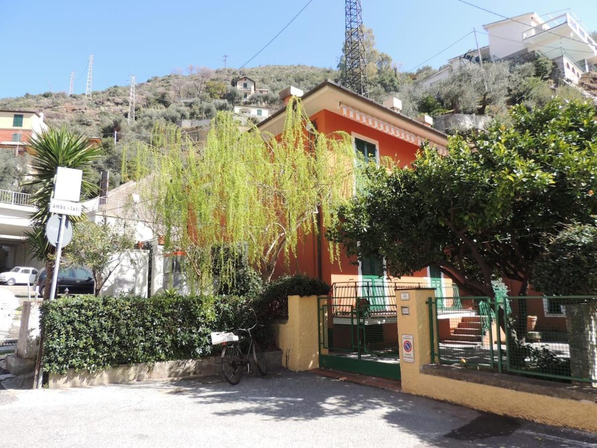 La Porta Delle 5 Terre Trilocali Apartment Bonassola Bagian luar foto